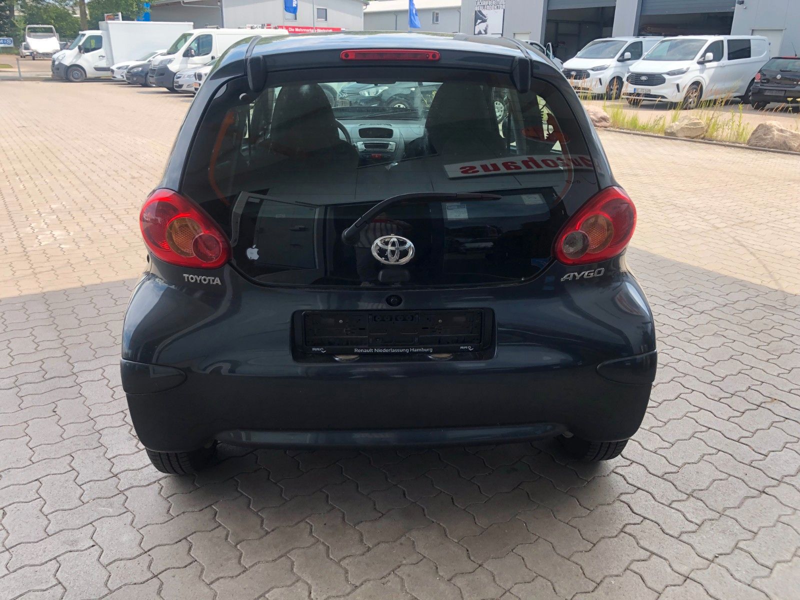 Fahrzeugabbildung Toyota Aygo AYGO Cool Unfall