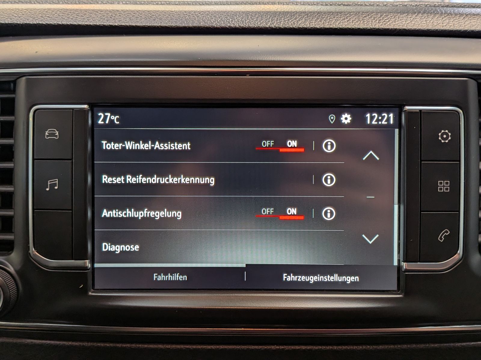 Fahrzeugabbildung Opel Zafira Life M 2.0Aut. LED*CAM*HUD*ACC*AHK*8-SITZ