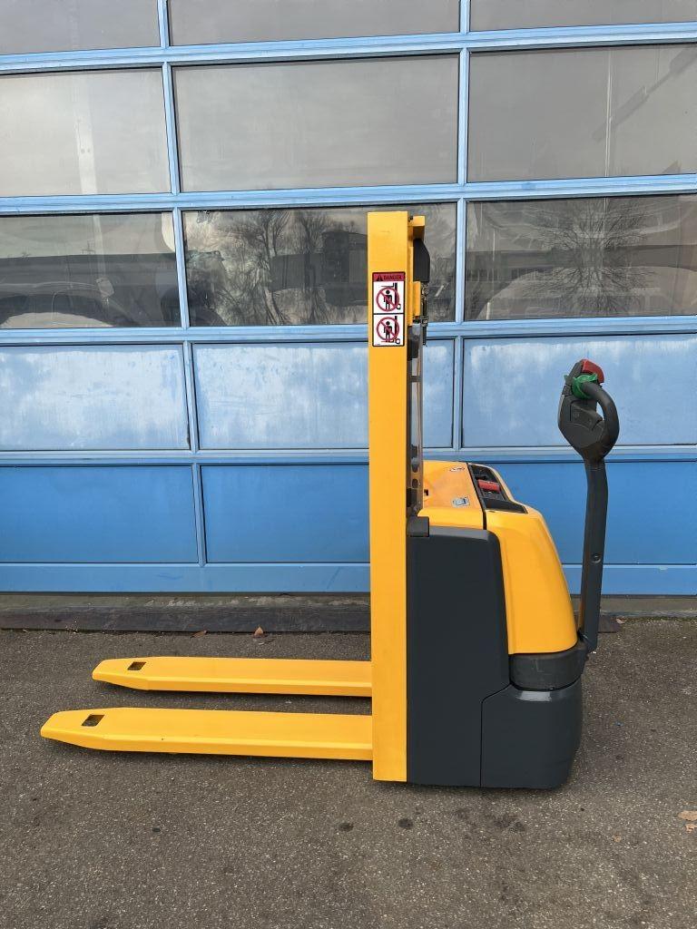 Jungheinrich EJC 110