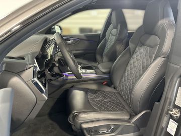 Audi Q8 - 8