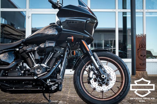 Fahrzeugabbildung Harley-Davidson FXLRST LOW RIDER ST 117 MY23 - JEKILL&HYDE