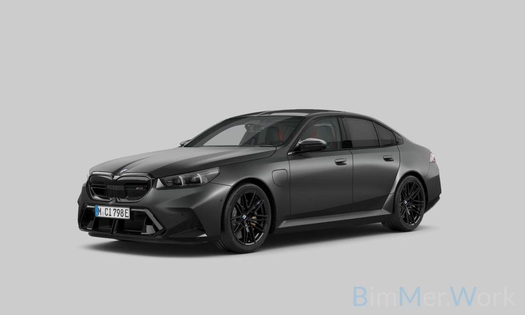 BMW M5 LIM. CARBON EXTERIOR / B&W / 21