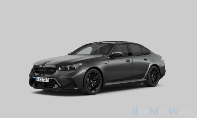 BMW M5 LIM. CARBON EXTERIOR / B&W / 21" / DR ASS PRO