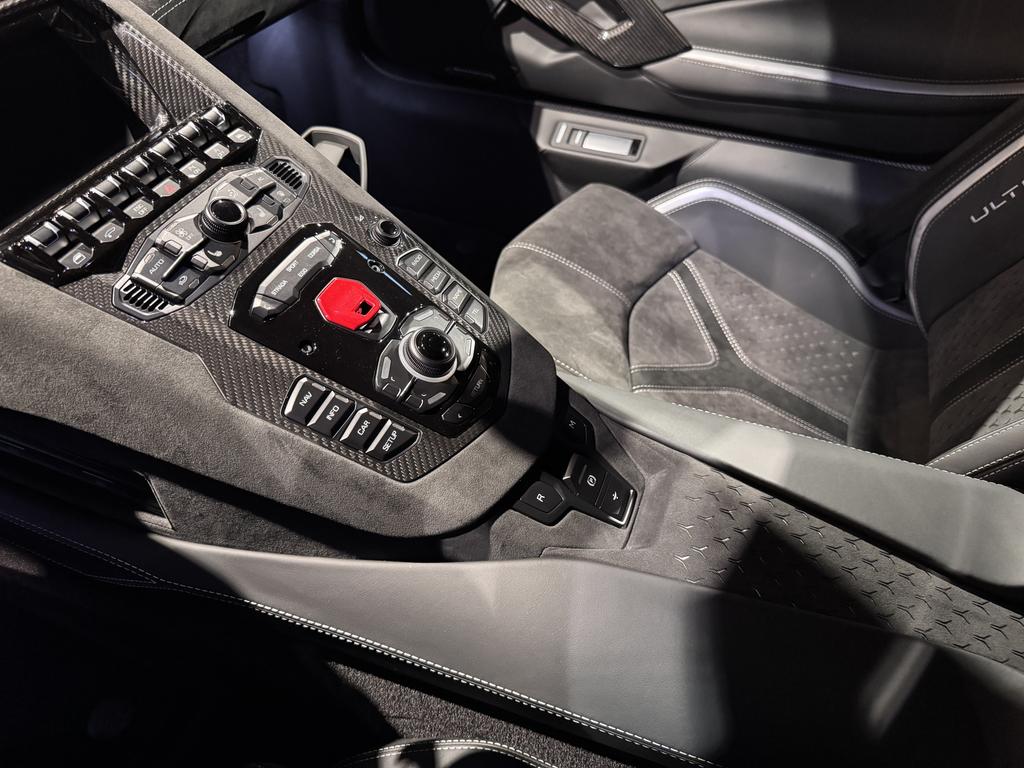 Lamborghini Aventador