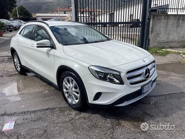 Mercedes-Benz Mercedes GLA 200 Diesel 136CV