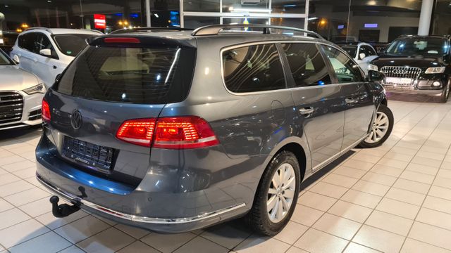 Volkswagen Passat2,0TDI-AUTOM+KLIMAUTOM+AHK+TEMPOM+PDC+TOP!