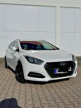 Hyundai i40 CW 2.0 GDI - Sport - Top Fahrz... - Hyundai i40 mit Benzin-Antrieb: Kombi, 2.0