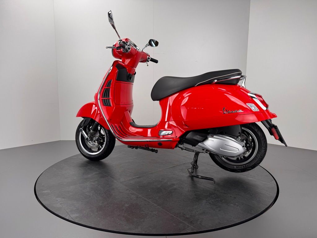 Fahrzeugabbildung Vespa GTS 300 SUPER HPE E5 *TOP-ZUSTAND
