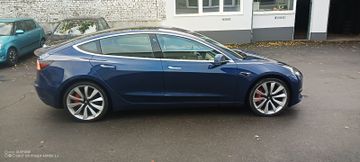 Fahrzeugabbildung Tesla Model 3 Performance *1Hd*FSD*Winterreifen*VAT*