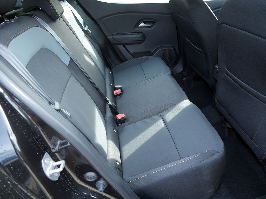 Fahrzeugabbildung Dacia Sandero Stepway Extreme TCe 110 FACELIFT 2026!!!