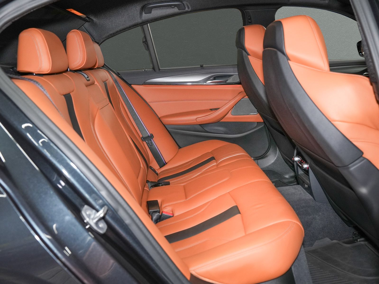 Fahrzeugabbildung BMW M5 Competition - Keramik|Multifktstz|DriversPack