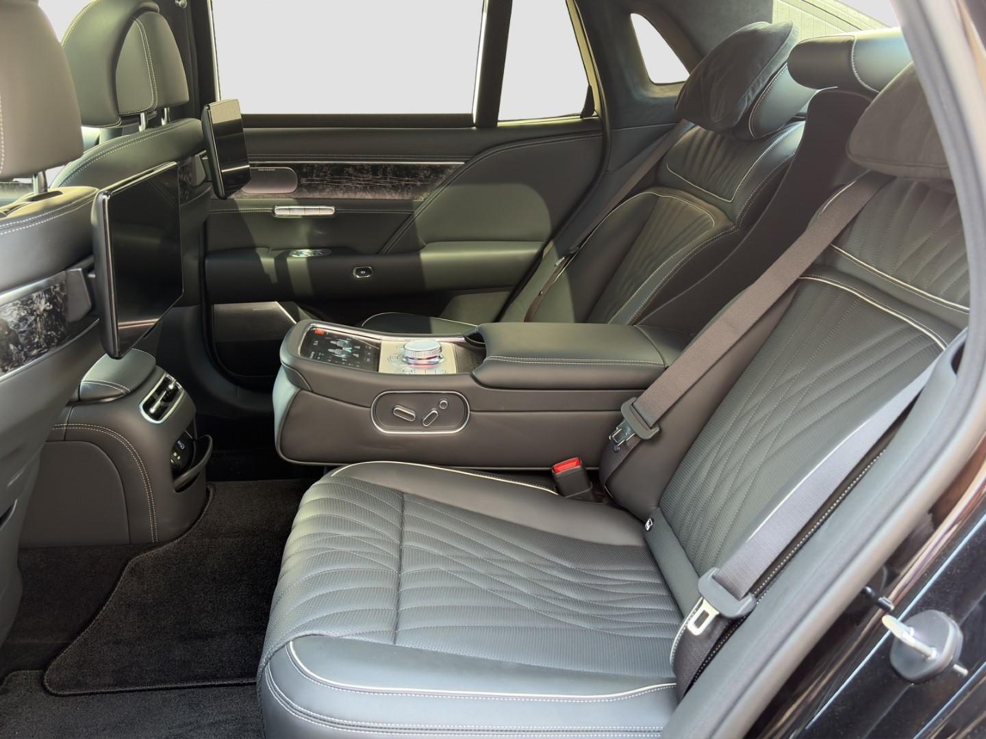 Genesis G90 LUXURY SBW *CAM*LEDER*PANO*CARPLAY*MASSAGE*A
