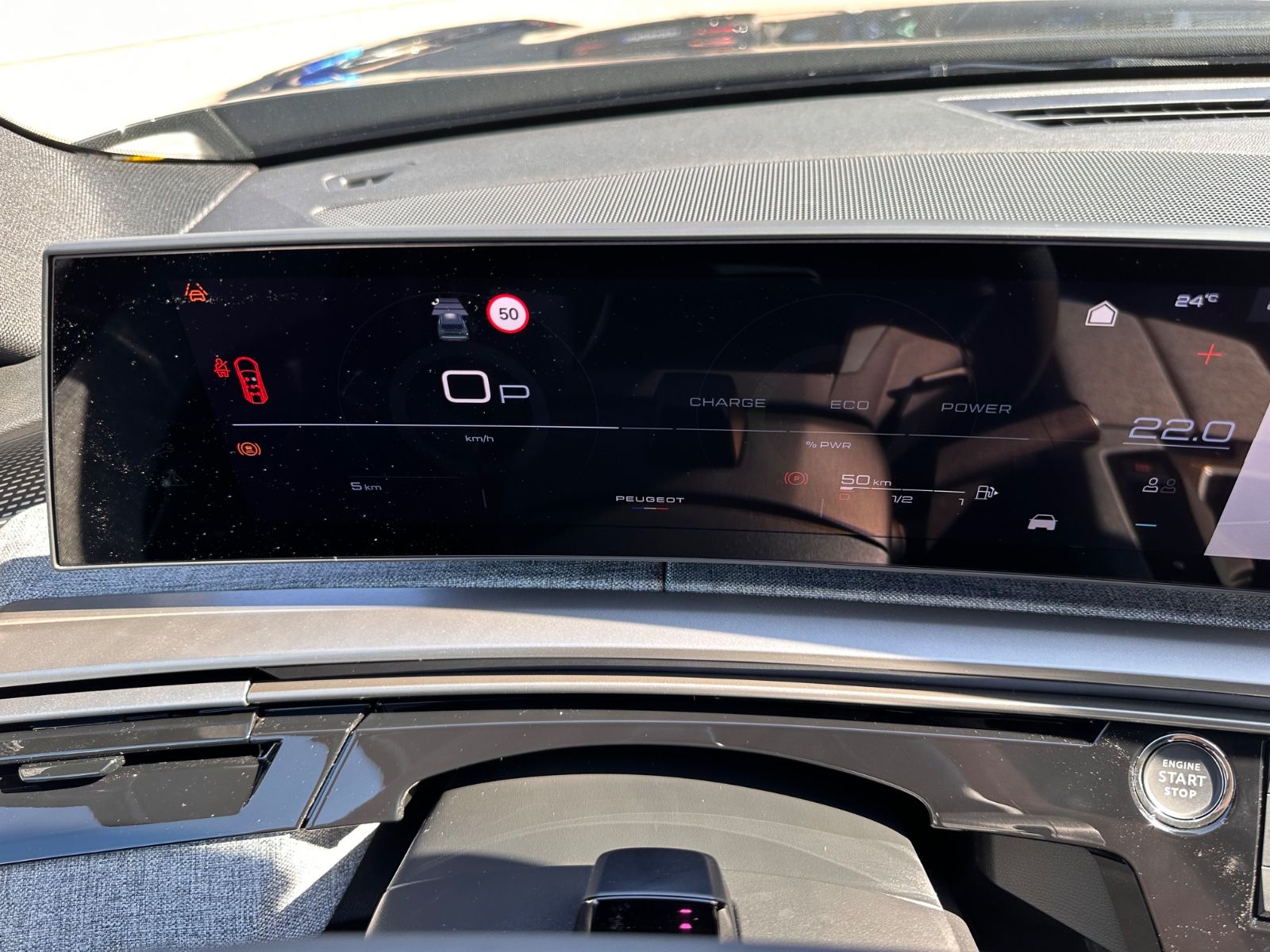 Fahrzeugabbildung Peugeot 5008 GT Hybrid 145 Autom 7-Sitz/ACC/Navi/APP/LED