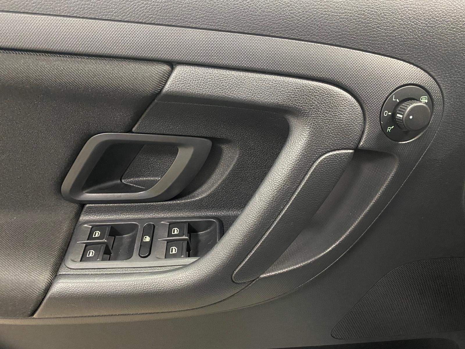Fahrzeugabbildung SKODA Fabia 1.2 TSI Ambition KLIMA+PDC+SITZHEIZ+ALU+Me