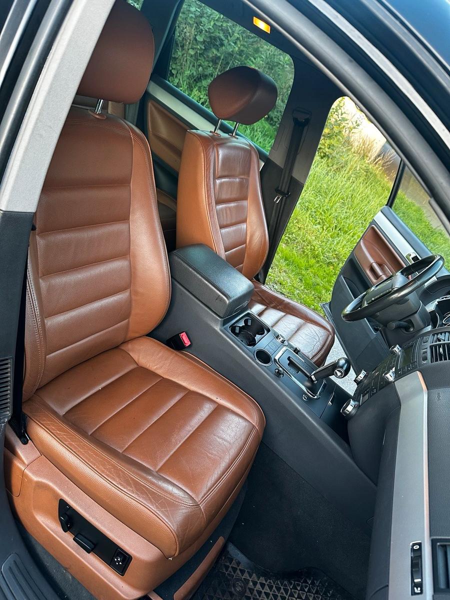 Volkswagen Touareg 2005 — photo 11