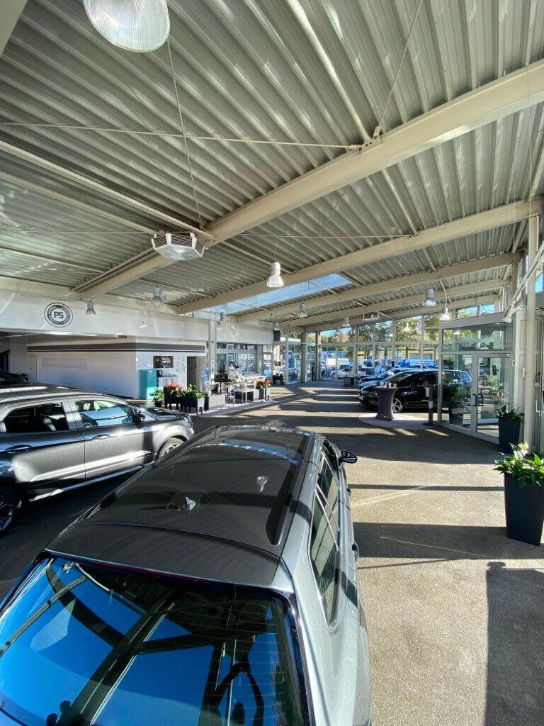 showroom-image-main