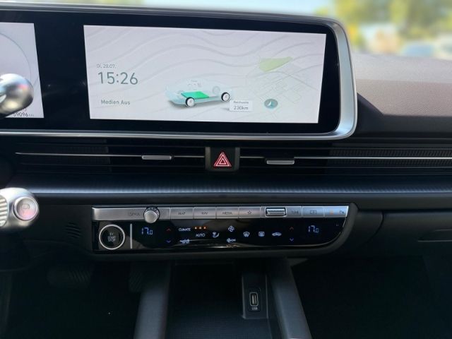 Fahrzeugabbildung Hyundai IONIQ 6 Basis Elektro +KLIMA+LED+PDC+RFK+SHZ+UVM