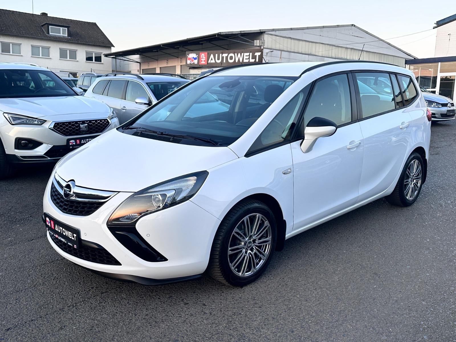 Opel Zafira C Tourer Edition Automatik 140PS AHK PDC