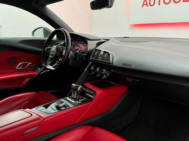 Audi R8*Coupe*5.2 FSI V10 Plus*Quattro* Keramik*B&O*
