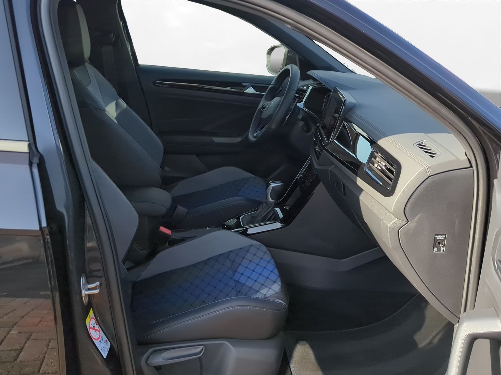 Volkswagen T-Roc - Bild 12