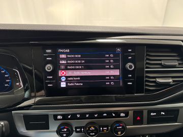 Volkswagen T6 Multivan 2.0 DSG Edition AHK StHz LED Navi