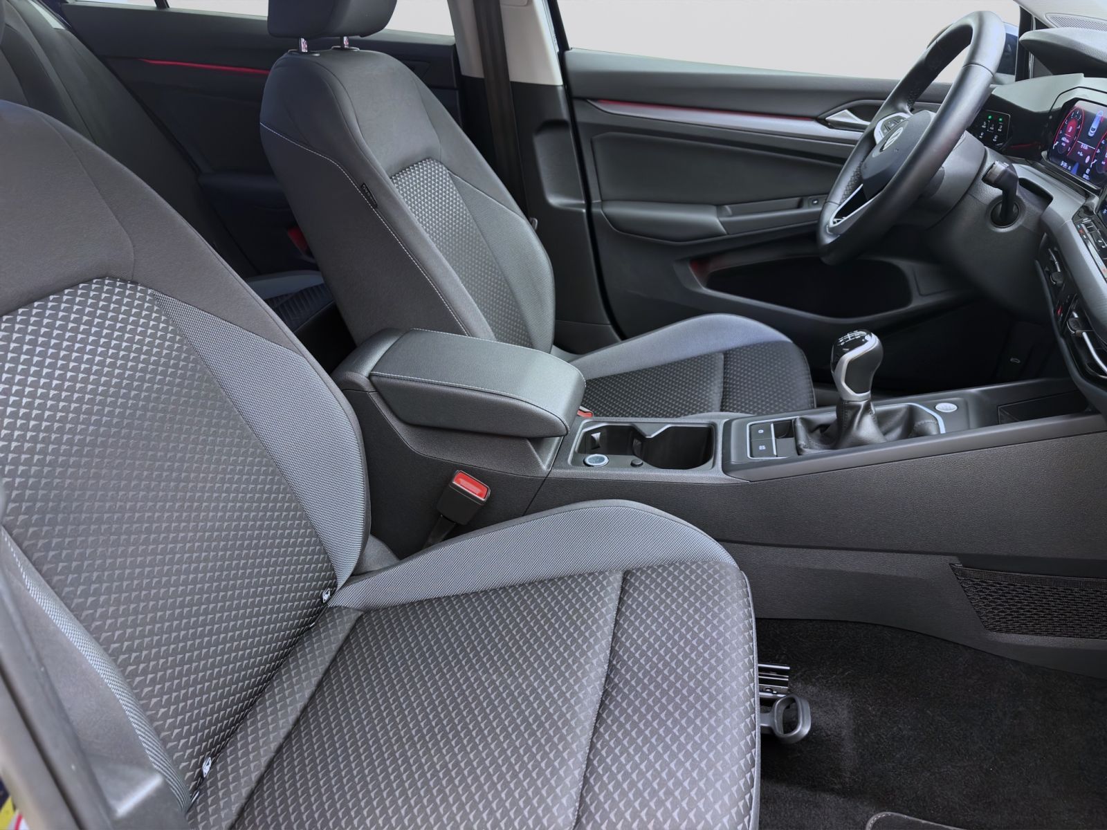 Volkswagen Golf - Bild 17