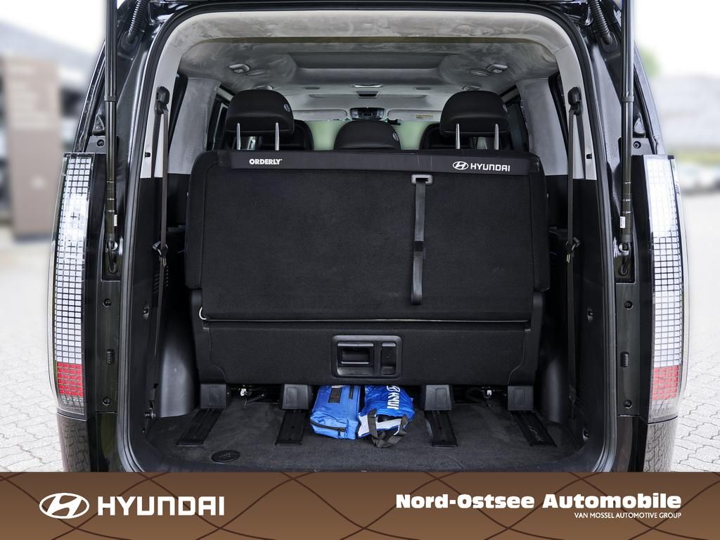 Fahrzeugabbildung Hyundai STARIA 2.2 CRDi SIGNATURE PARK-PAKET SOUND BOSE