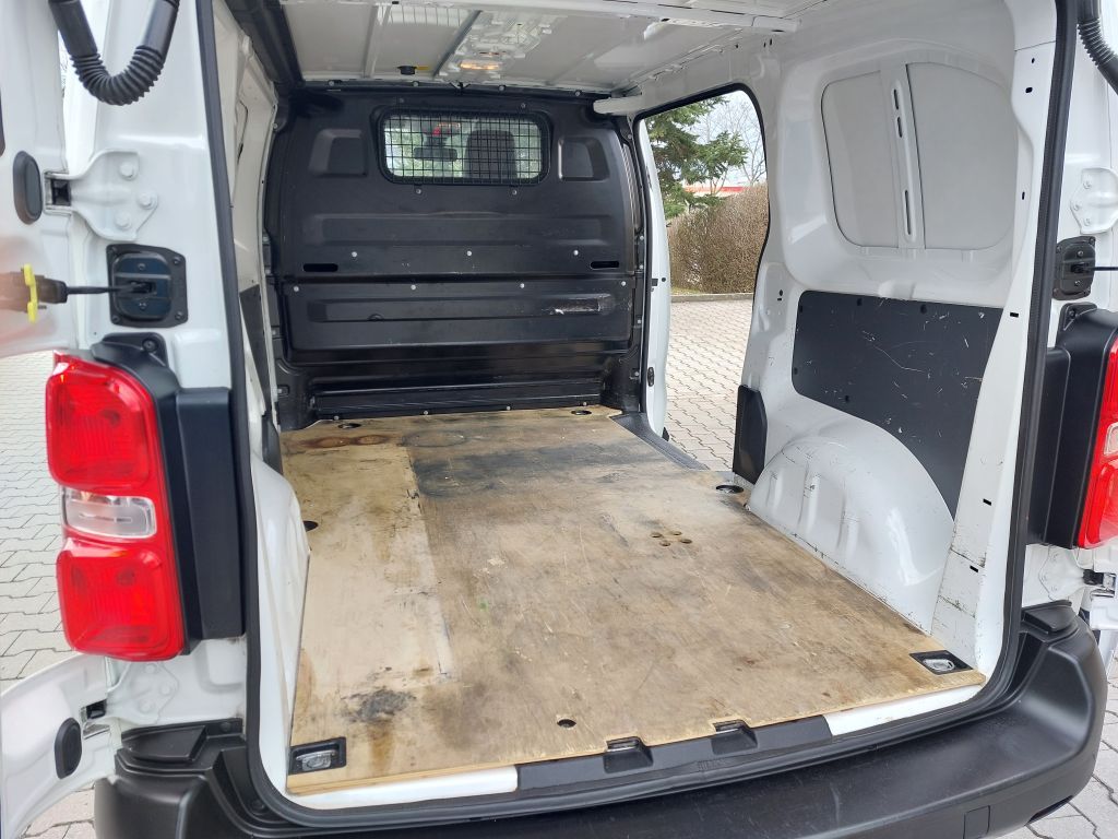 Opel Vivaro 2.0 D Cargo M Edition Klima – Bild 17