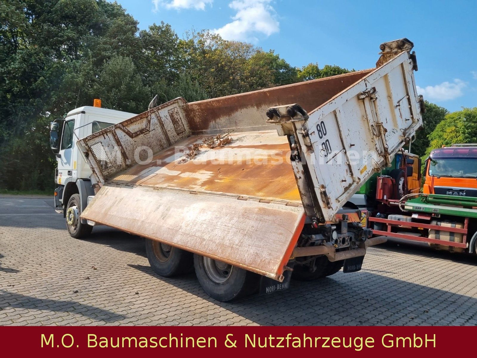 Fahrzeugabbildung Mercedes-Benz Actros 2632  / 3-Seitenkipper / AC / 6x4 /EPS /