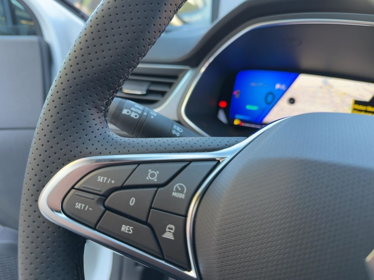 Fahrzeugabbildung Renault Symbioz Techno E-Tech Full Hybrid 145