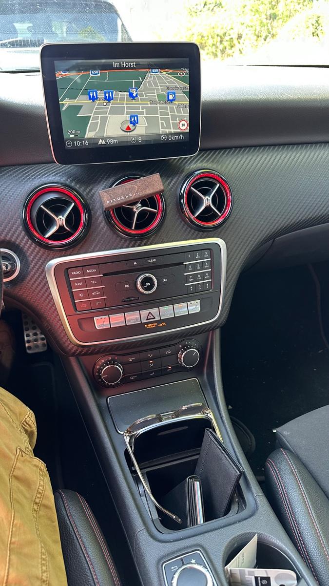 Mercedes-Benz A 250 Sport AMG Line | TÜV 08/28 &