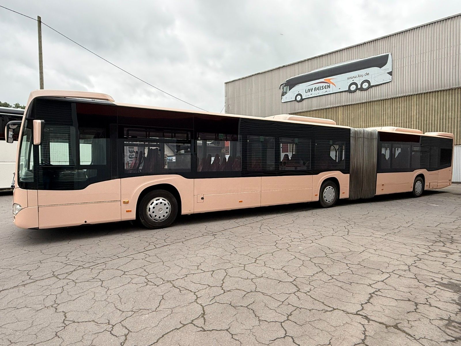 MERCEDES-BENZ  2014 - Image 5 of 28