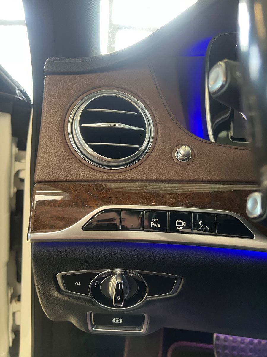 Fahrzeugabbildung Mercedes-Benz S 350 BlueTec / d AMG LINE *DIAMANT-WEIß*