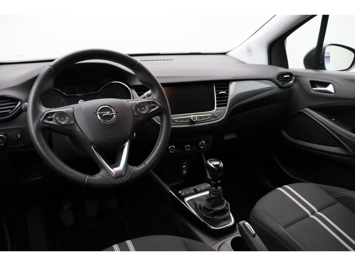 Fahrzeugabbildung Opel Crossland 1.2 Elegance Kamera AHK LED Totwinkela