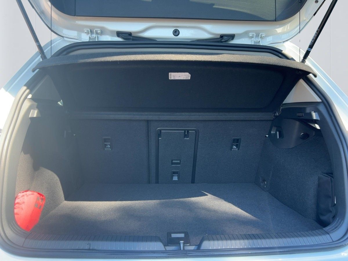 Volkswagen Golf - Bild 8