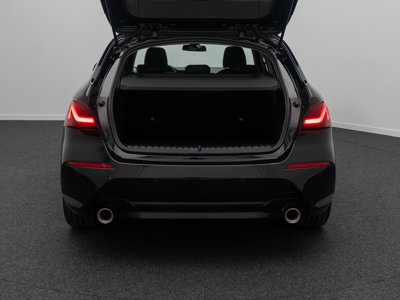 Fahrzeugabbildung BMW 120i GeschwindigReg PDC LED DAB Panorama WLAN