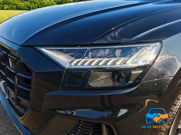 Audi Q8 - 2