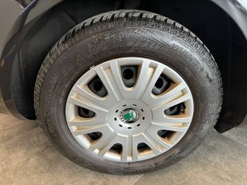 MYAUTOCENTER – Gebraucht- und Jahreswagen mit Werkstattservice in Pfaffenhofen Skoda Octavia Combi Ambiente *Klima*TÜV NEU*