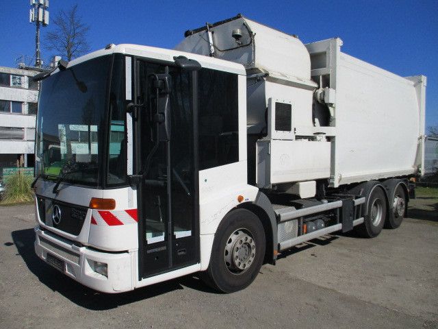 Mercedes-Benz 2633 Econic Seitenlader