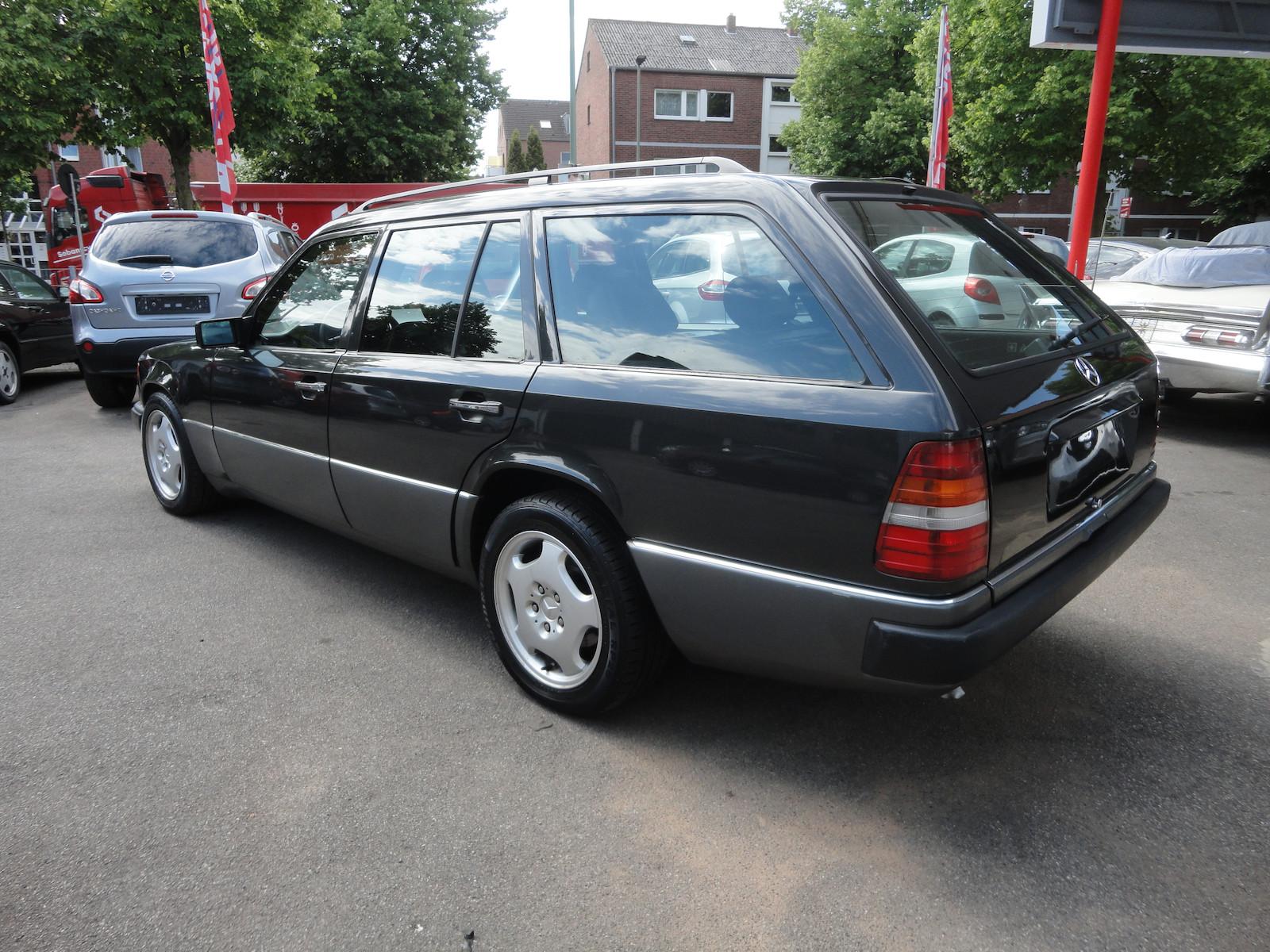 MERCEDES-BENZ E 230 TE 136 ch BVM - CLIM - CUIR - TOIT OUVRANT - 166000 KM