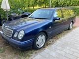 Mercedes-Benz E 300 TDT Classic - gebrauchte Mercedes-Benz E 300 aus dem Jahr 1998