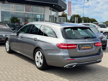 Mercedes E 220 - 5