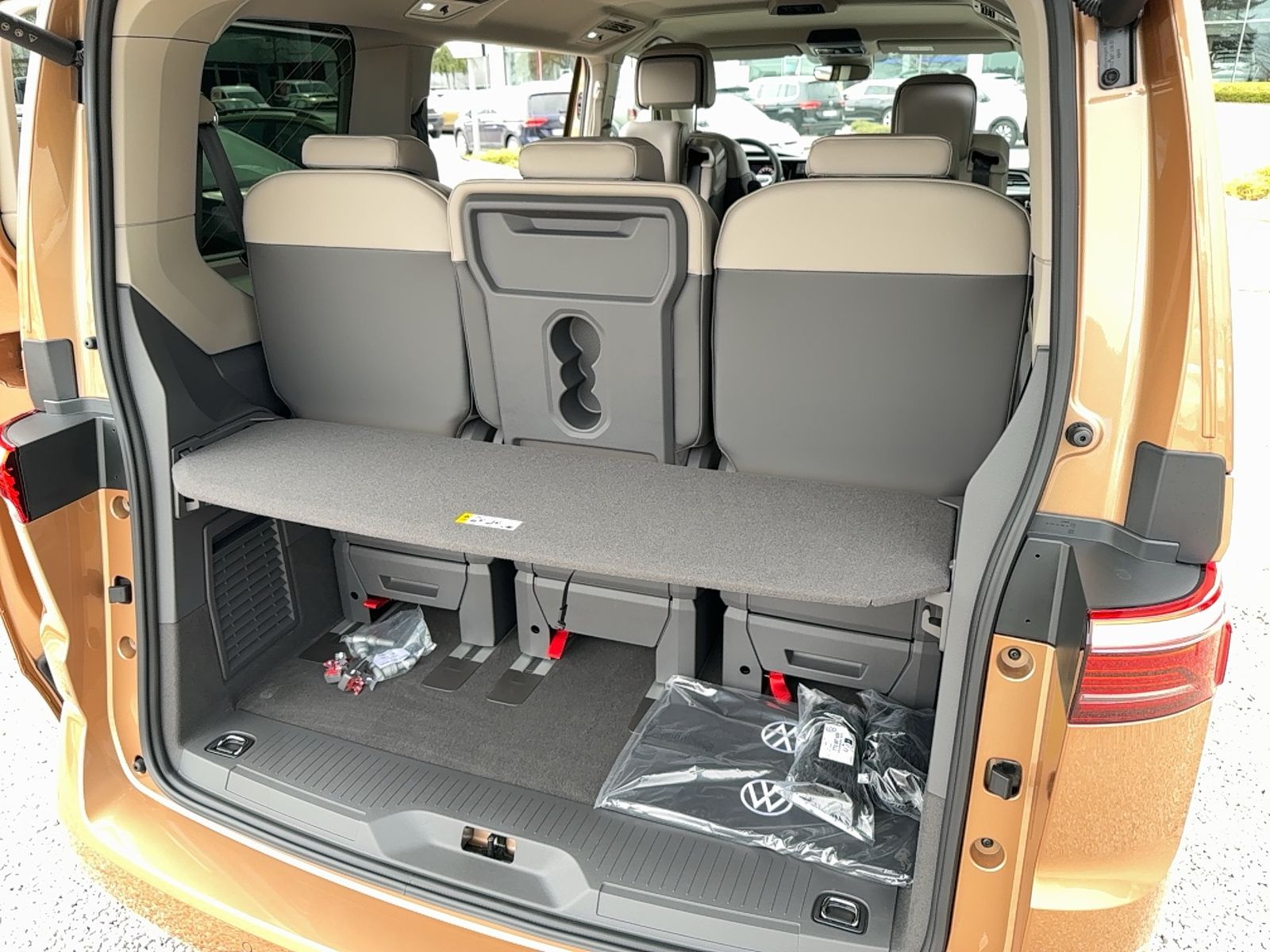 Volkswagen T7 Multivan - Bild 11