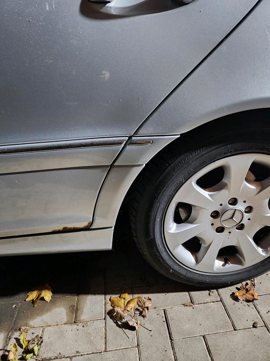 Mercedes-Benz C280 2005 — photo 10