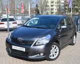 Toyota Verso 1.8 Travel NAVI AHK PDC KAMERA - Toyota Verso mit Benzin-Antrieb