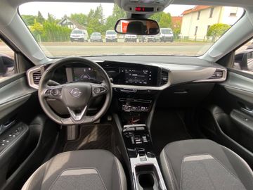 Bild 9 Opel MOKKA e EDITION ALLWETTERREIFEN SHZ