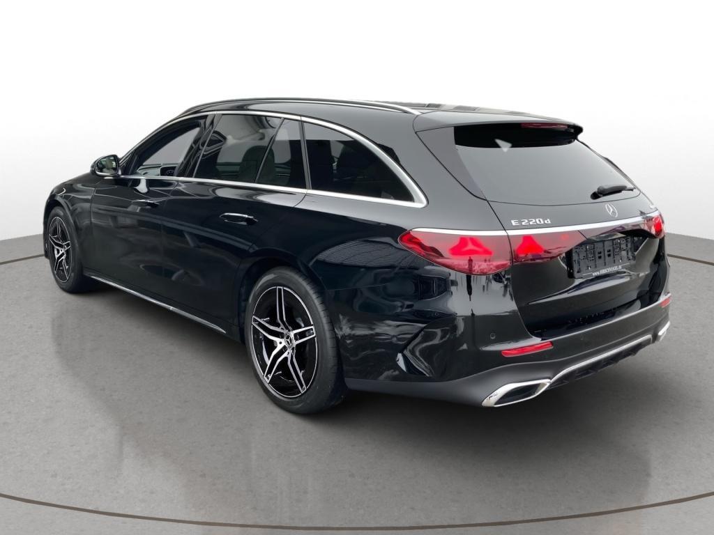 Mercedes-Benz E 220 d 4M EDITION AMG-Line+Pano+AHK+DISTRO+Memo
