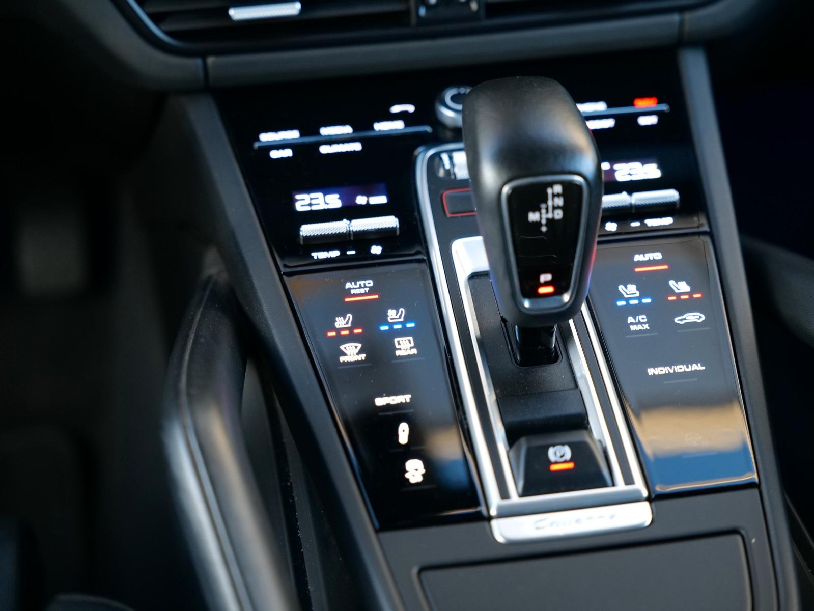 Porsche Cayenne SPORT DESIGN+ACC+360°+HUD+LEDERPAKET