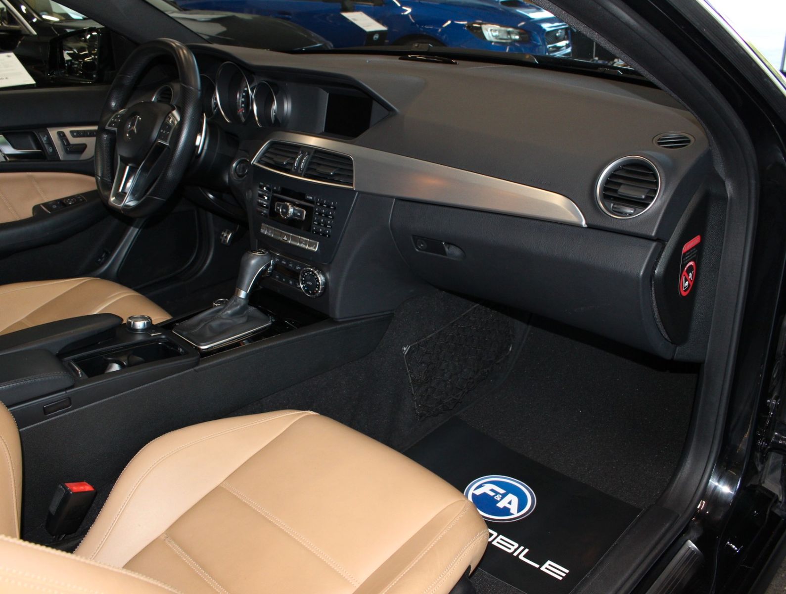 Fahrzeugabbildung Mercedes-Benz C 63 AMG Coupé *1.Hand*MB Scheckheft*Pano*MWST