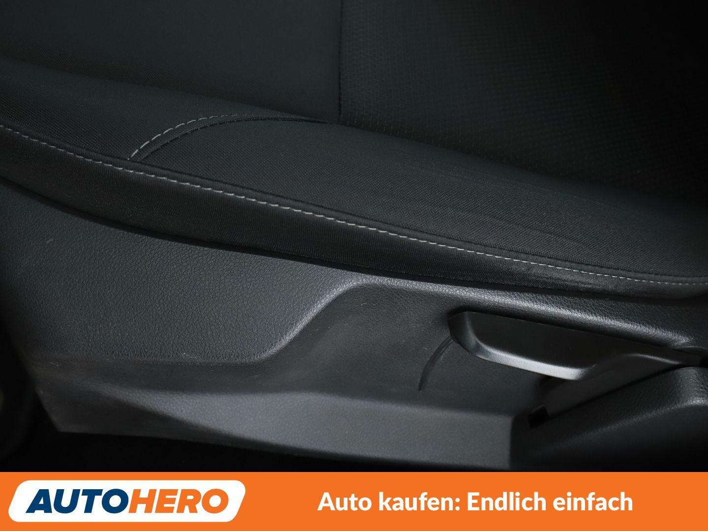 Ford Focus 1.0 EcoBoost Business*NAVI*TEMPO*PDC*SHZ*